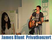James Blunt hautnah! Der Superstar gab in München am 15.11.2012 ein Exklusivkonzert für Gewinner des MEXX Pure-Gewinnspiels von dm-drogerie markt (©Foto: Martin Schmitz)